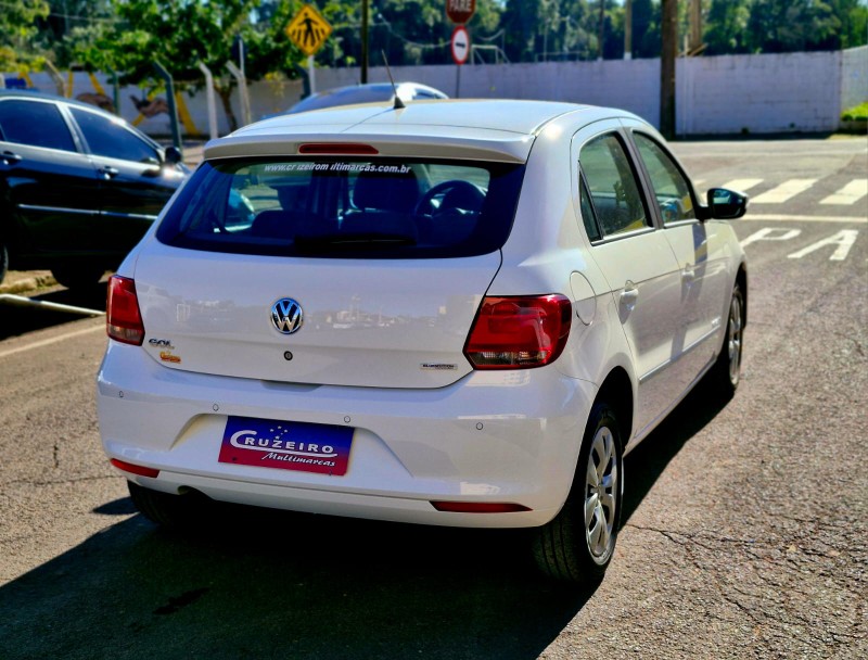 VOLKSWAGEN GOL POWER 1.6 8V 2016/2016 CRUZEIRO MULTIMARCAS CRUZEIRO DO SUL / Carros no Vale