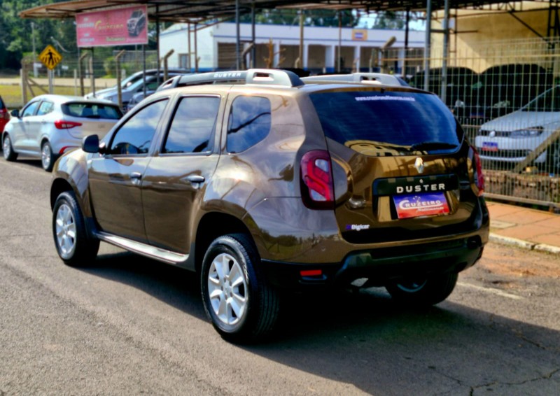 RENAULT DUSTER 1.6 EXPRESSION 2019/2018 CRUZEIRO MULTIMARCAS CRUZEIRO DO SUL / Carros no Vale