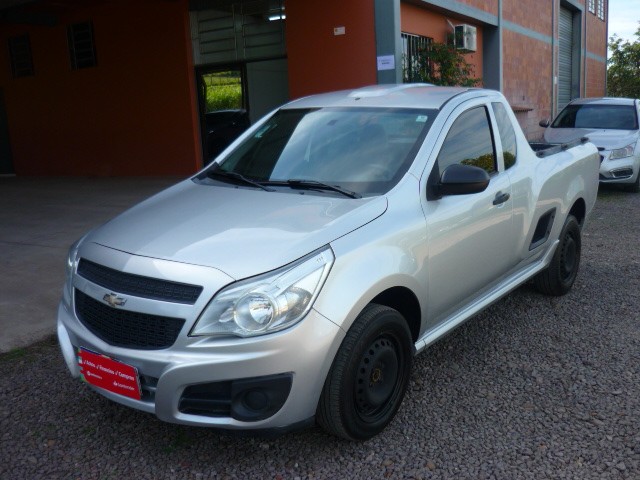 CHEVROLET MONTANA LS 1.4 ECONOFLEX 8V 2P 2018/2019 PREMIUM AUTOMÓVEIS ARROIO DO MEIO / Carros no Vale