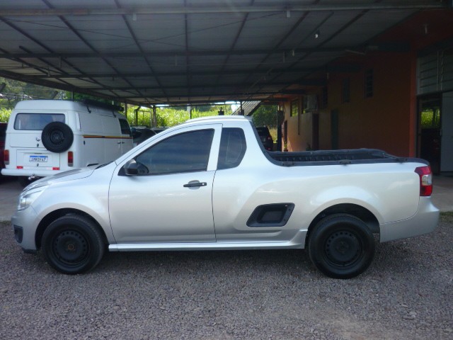 CHEVROLET MONTANA LS 1.4 ECONOFLEX 8V 2P 2018/2019 PREMIUM AUTOMÓVEIS ARROIO DO MEIO / Carros no Vale