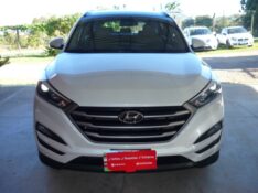 HYUNDAI TUCSON 1.6 TURBO GLS 2017/2018 PREMIUM AUTOMÓVEIS ARROIO DO MEIO / Carros no Vale