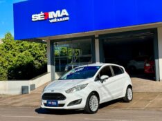 FORD FIESTA TITANIUM 1.6 2014/2014 SÉTIMA VEÍCULOS GUAPORÉ / Carros no Vale