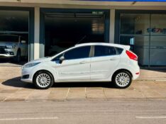 FORD FIESTA TITANIUM 1.6 2014/2014 SÉTIMA VEÍCULOS GUAPORÉ / Carros no Vale