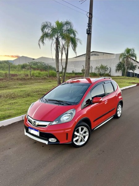 HONDA FIT TWIST 1.5 2012/2013 PREMIUM AUTOMÓVEIS ARROIO DO MEIO / Carros no Vale