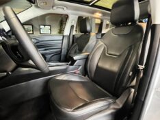 JEEP COMPASS 1.3 T270 TURBO HÍBRIDO S 4XE AT6 2022/2022 JOÃO CARROS MULTIMARCAS GUAPORÉ / Carros no Vale