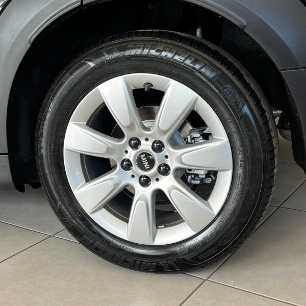 MINI COUNTRYMAN 1.5 TWINPOWER 12V TURBO 2019/2019 JOÃO CARROS MULTIMARCAS GUAPORÉ / Carros no Vale MINI COUNTRYMAN 1.5 TWINPOWER 12V TURBO 2019/2019 JOÃO CARROS MULTIMARCAS GUAPORÉ / Carros no Vale