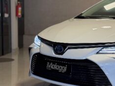 TOYOTA COROLLA 1.8 ALTIS PREMIUM 16V HÍBRIDO 2022/2023 MALAGGI VEÍCULOS ENCANTADO / Carros no Vale