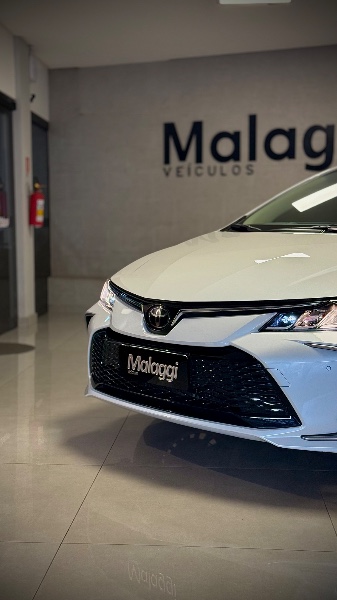 TOYOTA COROLLA 2.0 VVT-IE XEI DIRECT SHIFT 2024/2024 MALAGGI VEÍCULOS ENCANTADO / Carros no Vale TOYOTA COROLLA 2.0 VVT-IE XEI DIRECT SHIFT 2024/2024 MALAGGI VEÍCULOS ENCANTADO / Carros no Vale