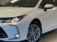 TOYOTA COROLLA 2.0 VVT-IE XEI DIRECT SHIFT 2024/2024 MALAGGI VEÍCULOS ENCANTADO / Carros no Vale
