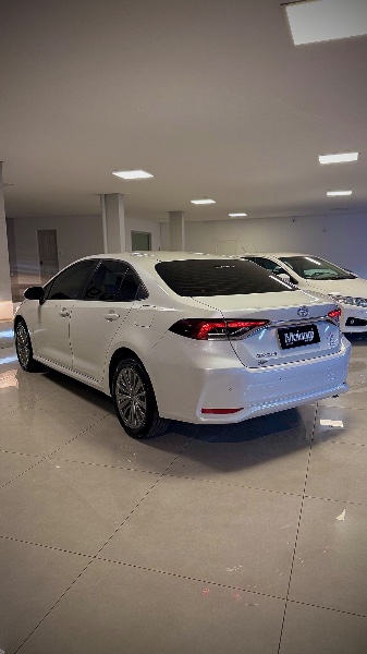 TOYOTA COROLLA 2.0 VVT-IE XEI DIRECT SHIFT 2024/2024 MALAGGI VEÍCULOS ENCANTADO / Carros no Vale TOYOTA COROLLA 2.0 VVT-IE XEI DIRECT SHIFT 2024/2024 MALAGGI VEÍCULOS ENCANTADO / Carros no Vale