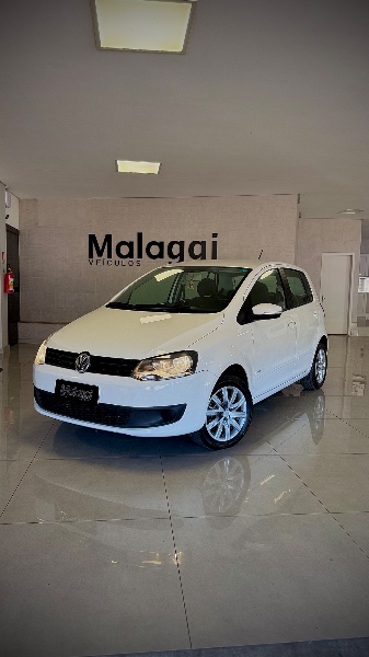 VOLKSWAGEN FOX 1.6 G2 TREND 4P 2012/2013 MALAGGI VEÍCULOS ENCANTADO / Carros no Vale