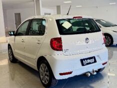 VOLKSWAGEN FOX 1.6 G2 TREND 4P 2012/2013 MALAGGI VEÍCULOS ENCANTADO / Carros no Vale