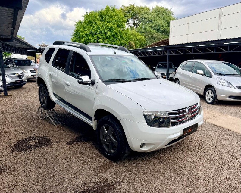 RENAULT DUSTER 1.6 TECHROAD 4X2 16V FLEX 4P MANUAL /2014 AR MULTIMARCAS VENÂNCIO AIRES / Carros no Vale