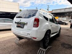 RENAULT DUSTER 1.6 TECHROAD 4X2 16V FLEX 4P MANUAL /2014 AR MULTIMARCAS VENÂNCIO AIRES / Carros no Vale
