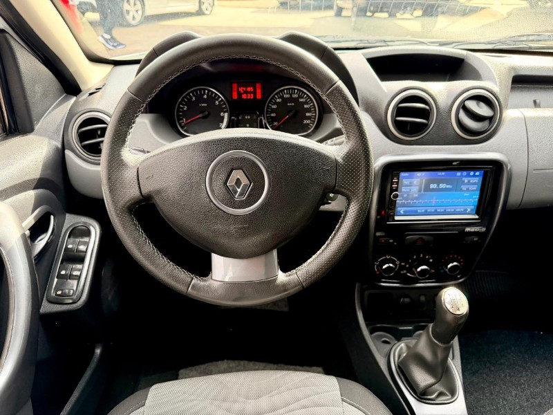 RENAULT DUSTER 1.6 TECHROAD 4X2 16V FLEX 4P MANUAL /2014 AR MULTIMARCAS VENÂNCIO AIRES / Carros no Vale