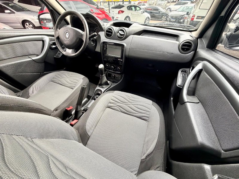 RENAULT DUSTER 1.6 TECHROAD 4X2 16V FLEX 4P MANUAL /2014 AR MULTIMARCAS VENÂNCIO AIRES / Carros no Vale