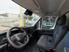 IVECO DAILY /2022 CHIMA VEÍCULOS VENÂNCIO AIRES / Carros no Vale