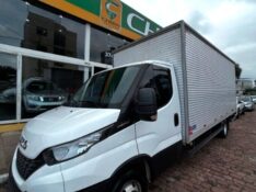 IVECO DAILY /2022 CHIMA VEÍCULOS VENÂNCIO AIRES / Carros no Vale