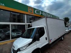 IVECO DAILY /2022 CHIMA VEÍCULOS VENÂNCIO AIRES / Carros no Vale
