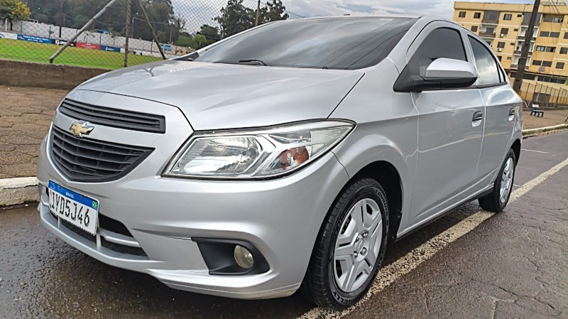 CHEVROLET ONIX 1.0 MT JOY 2017/2018 ADRIANO VEÍCULOS CRUZEIRO DO SUL / Carros no Vale