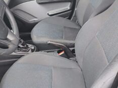 CHEVROLET ONIX 1.0 MT JOY 2017/2018 ADRIANO VEÍCULOS CRUZEIRO DO SUL / Carros no Vale