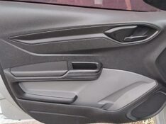 CHEVROLET ONIX 1.0 MT JOY 2017/2018 ADRIANO VEÍCULOS CRUZEIRO DO SUL / Carros no Vale