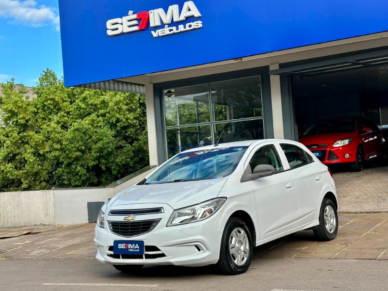 CHEVROLET ONIX LT 1.0 2014/2015 SÉTIMA VEÍCULOS GUAPORÉ / Carros no Vale