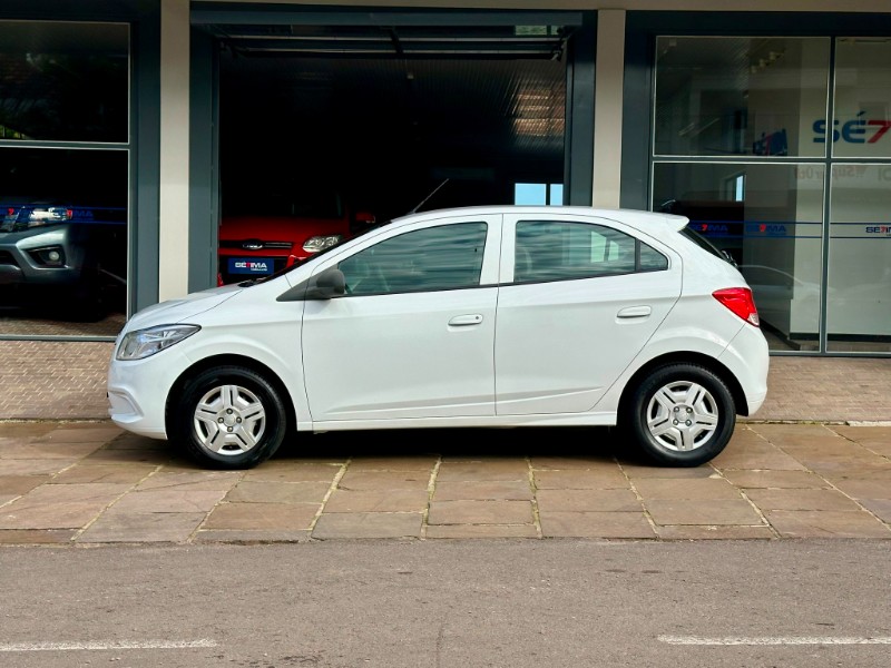 CHEVROLET ONIX LT 1.0 2014/2015 SÉTIMA VEÍCULOS GUAPORÉ / Carros no Vale