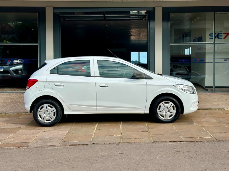 CHEVROLET ONIX LT 1.0 2014/2015 SÉTIMA VEÍCULOS GUAPORÉ / Carros no Vale