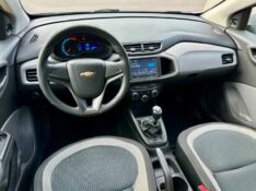 CHEVROLET ONIX LT 1.0 2014/2015 SÉTIMA VEÍCULOS GUAPORÉ / Carros no Vale