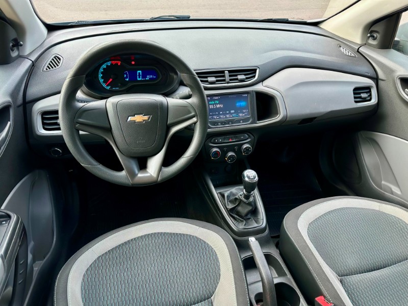 CHEVROLET ONIX LT 1.0 2014/2015 SÉTIMA VEÍCULOS GUAPORÉ / Carros no Vale