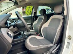 CHEVROLET ONIX LT 1.0 2014/2015 SÉTIMA VEÍCULOS GUAPORÉ / Carros no Vale