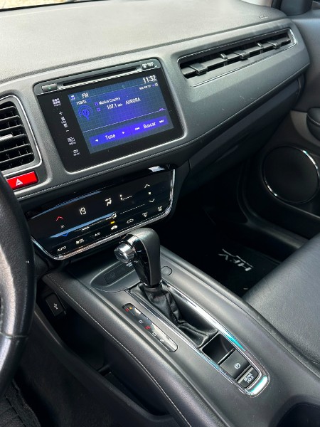 HONDA HR-V TOURING 2018/2018 SÉTIMA VEÍCULOS GUAPORÉ / Carros no Vale HONDA HR-V TOURING 2018/2018 SÉTIMA VEÍCULOS GUAPORÉ / Carros no Vale