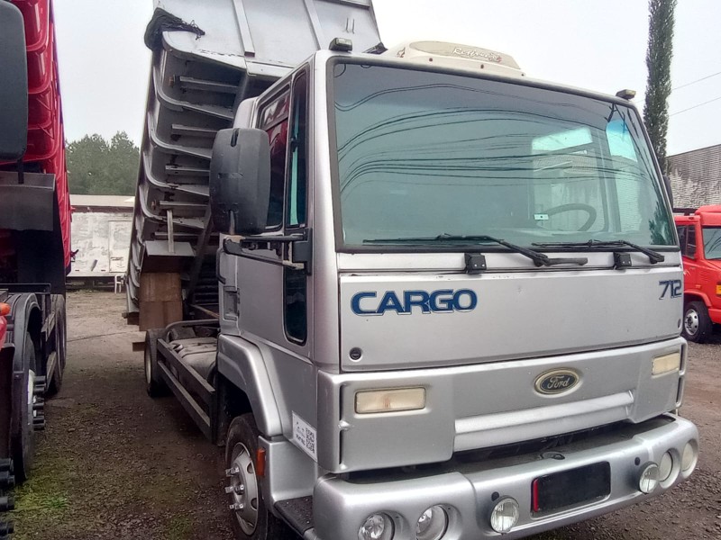 FORD CAMINHÕES CARGO E TURBO 2008/2009 PREMIUM AUTOMÓVEIS ARROIO DO MEIO / Carros no Vale