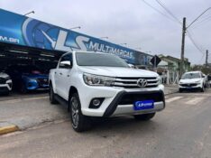 TOYOTA HILUX CD SRX 4X4 2.8 TDI 16V DIESEL AUT. 2017/2017 LS MULTIMARCAS VENÂNCIO AIRES / Carros no Vale