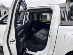 TOYOTA HILUX CD SRX 4X4 2.8 TDI 16V DIESEL AUT. 2017/2017 LS MULTIMARCAS VENÂNCIO AIRES / Carros no Vale