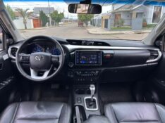 TOYOTA HILUX CD SRX 4X4 2.8 TDI 16V DIESEL AUT. 2017/2017 LS MULTIMARCAS VENÂNCIO AIRES / Carros no Vale