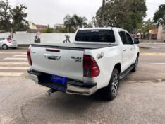 TOYOTA HILUX CD SRX 4X4 2.8 TDI 16V DIESEL AUT. 2017/2017 LS MULTIMARCAS VENÂNCIO AIRES / Carros no Vale