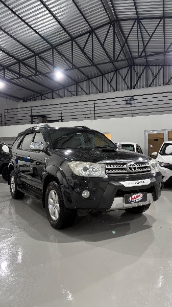 TOYOTA HILUX CD SRV D4-D 4X4 3.0 TDI DIESEL AUT /2010 NEURI VEÍCULOS LAJEADO / Carros no Vale TOYOTA HILUX CD SRV D4-D 4X4 3.0 TDI DIESEL AUT /2010 NEURI VEÍCULOS LAJEADO / Carros no Vale