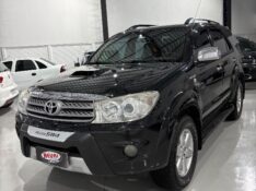 TOYOTA HILUX CD SRV D4-D 4X4 3.0 TDI DIESEL AUT /2010 NEURI VEÍCULOS LAJEADO / Carros no Vale
