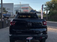 FIAT TORO 1.8 16V EVO FLEX FREEDOM AT6 2017/2017 NEURI VEÍCULOS LAJEADO / Carros no Vale