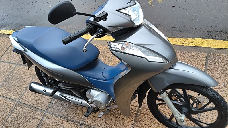 HONDA MOTOS BIZ 125 2020/2020 ADRIANO VEÍCULOS CRUZEIRO DO SUL / Carros no Vale HONDA MOTOS BIZ 125 2020/2020 ADRIANO VEÍCULOS CRUZEIRO DO SUL / Carros no Vale