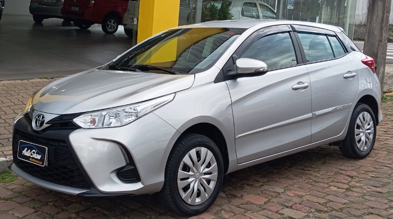 TOYOTA YARIS 1.5 XL 16V AUTOMATÍCO /2025 AUTO SHOW SANTA CRUZ DO SUL / Carros no Vale