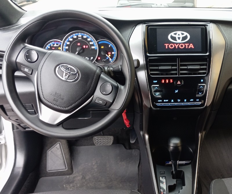 TOYOTA YARIS 1.5 XL 16V AUTOMATÍCO /2025 AUTO SHOW SANTA CRUZ DO SUL / Carros no Vale