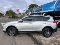TOYOTA RAV4 2.5 4X4 16V 2013/2013 LS MULTIMARCAS VENÂNCIO AIRES / Carros no Vale