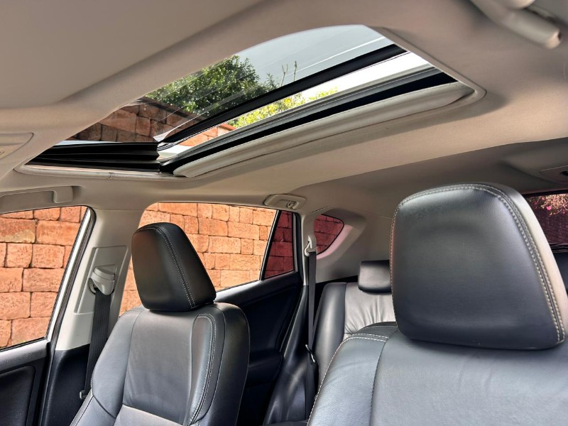 TOYOTA RAV4 2.5 4X4 16V 2013/2013 LS MULTIMARCAS VENÂNCIO AIRES / Carros no Vale TOYOTA RAV4 2.5 4X4 16V 2013/2013 LS MULTIMARCAS VENÂNCIO AIRES / Carros no Vale