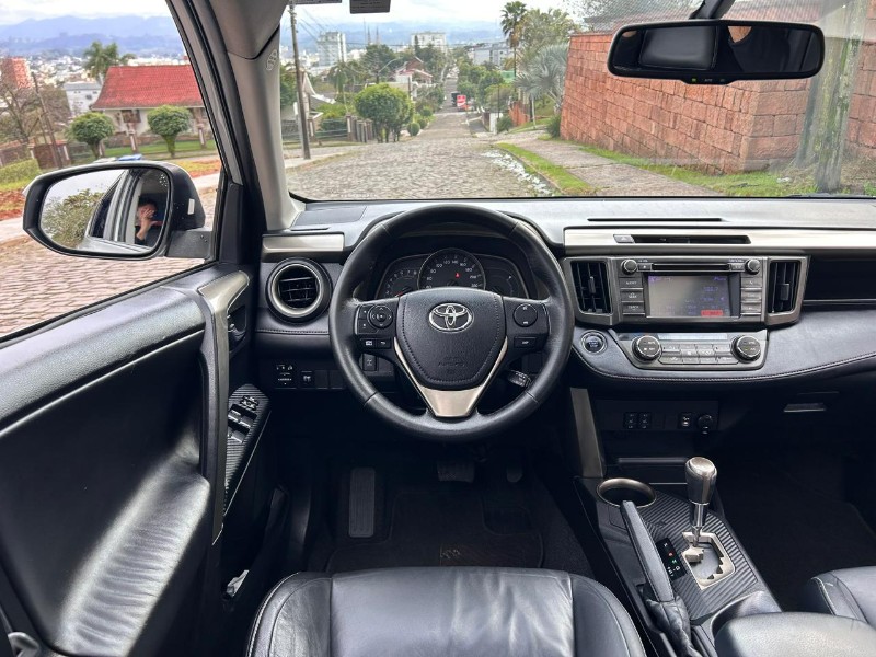 TOYOTA RAV4 2.5 4X4 16V 2013/2013 LS MULTIMARCAS VENÂNCIO AIRES / Carros no Vale TOYOTA RAV4 2.5 4X4 16V 2013/2013 LS MULTIMARCAS VENÂNCIO AIRES / Carros no Vale