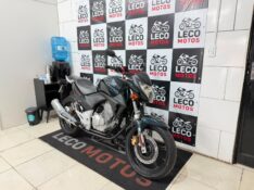 HONDA MOTOS CB 300R 2012/2012 LECO MOTOS VENÂNCIO AIRES / Carros no Vale