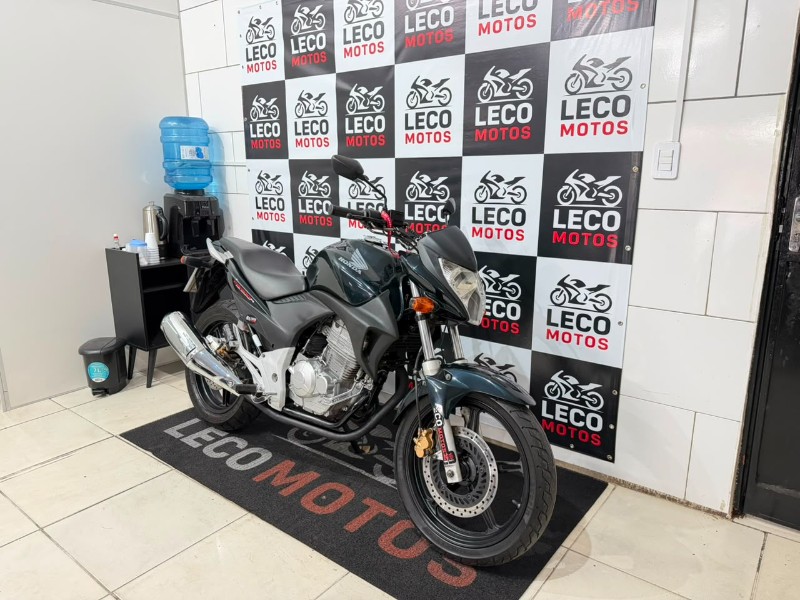 HONDA MOTOS CB 300R 2012/2012 LECO MOTOS VENÂNCIO AIRES / Carros no Vale HONDA MOTOS CB 300R 2012/2012 LECO MOTOS VENÂNCIO AIRES / Carros no Vale