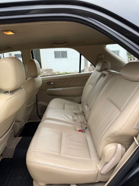 TOYOTA HILUX SW4 SRV 3.0 4X4 2008/2008 SÉTIMA VEÍCULOS GUAPORÉ / Carros no Vale TOYOTA HILUX SW4 SRV 3.0 4X4 2008/2008 SÉTIMA VEÍCULOS GUAPORÉ / Carros no Vale